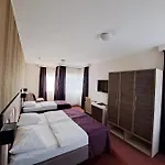 Brotnjo Hotel