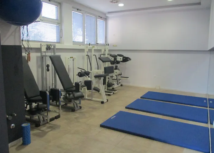 布罗尼奥酒店 4* Čitluk