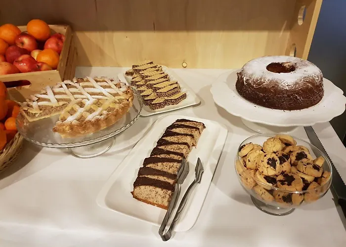 布罗尼奥酒店 酒店