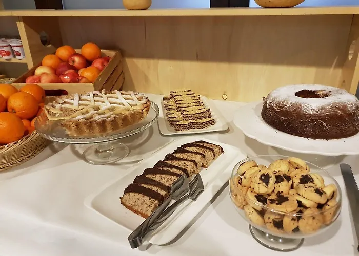 布罗尼奥酒店 酒店